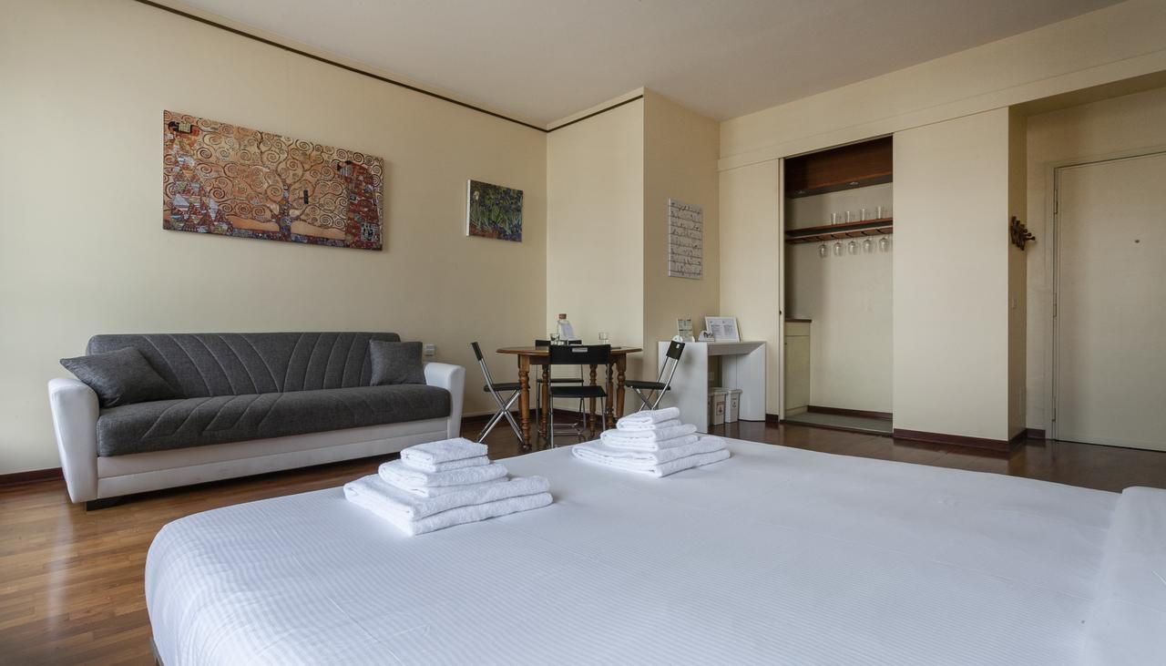 Italianway-Santo Stefano 5 Apartment มิลาน ภายนอก รูปภาพ